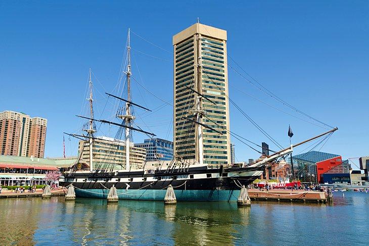 Inner Harbor y Barcos Históricos