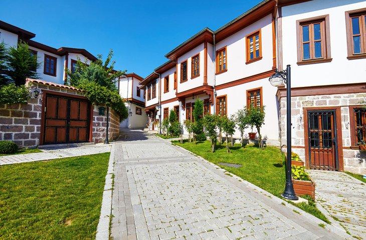 Calle en el barrio de Hamamönü