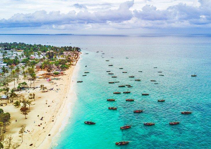 Photo aérienne du village de Nungwi à Zanzibar