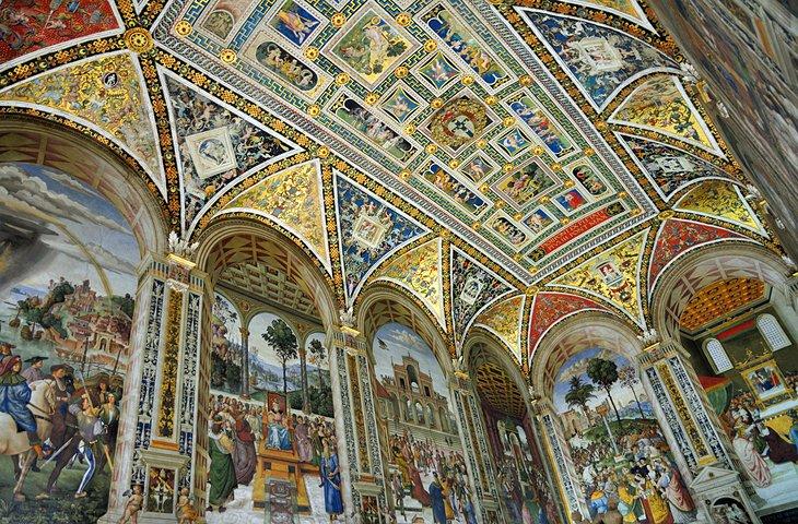 Frescos de la Biblioteca Piccolómini