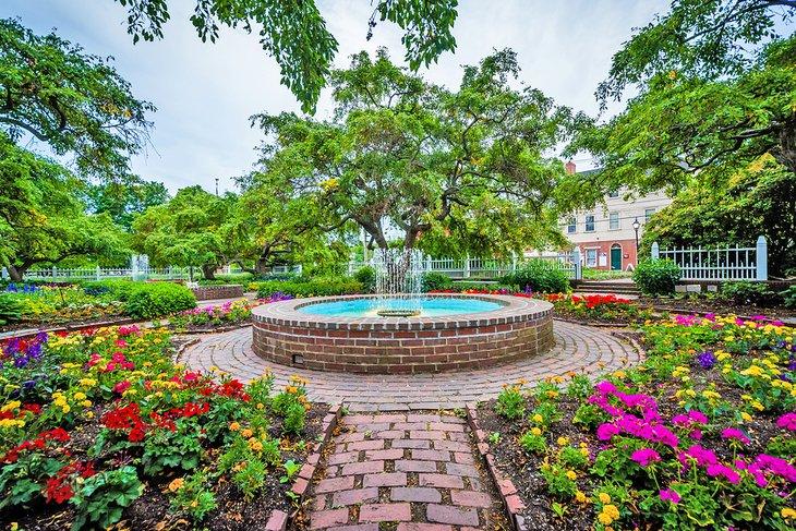 Brunnen und Gärten im Prescott Park