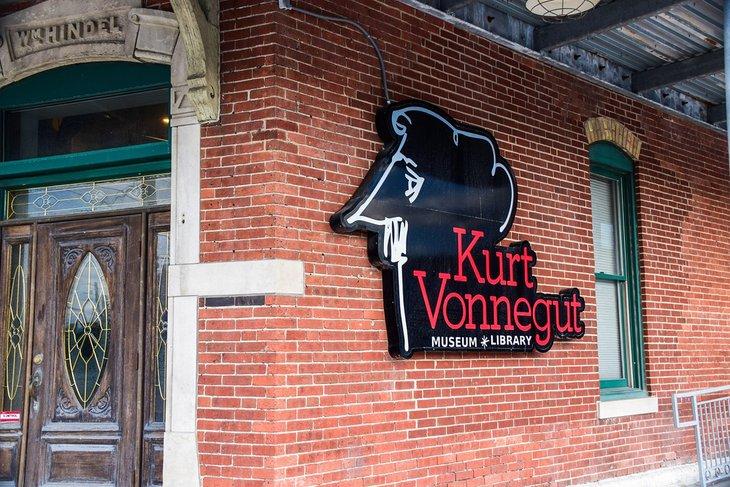 Museo y Biblioteca Kurt Vonnegut