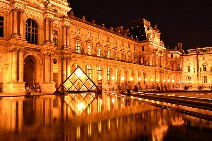 Museo del Louvre
