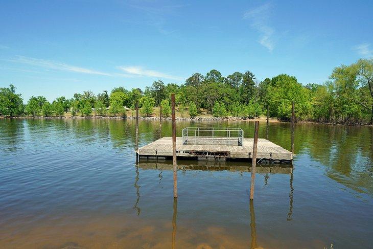 Lago O' the Pines