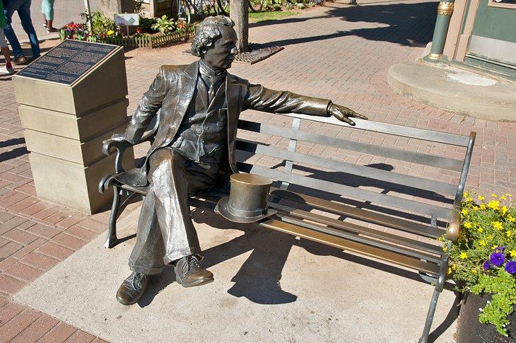 Statue von Sir John A. Macdonald in Charlottetown