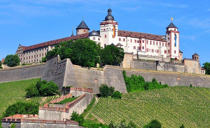 La Fortaleza Marienberg y el Edificio de los Príncipes