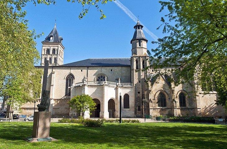 Basilique Saint-Seurin