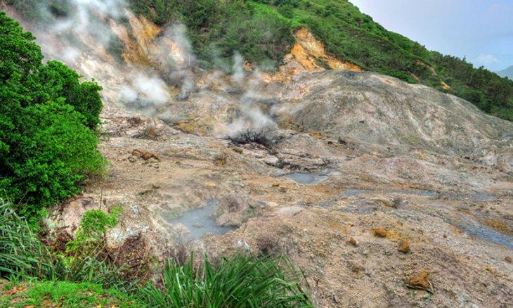 Conducción escénica del Parque de Sulphur Springs, Monte Soufrière