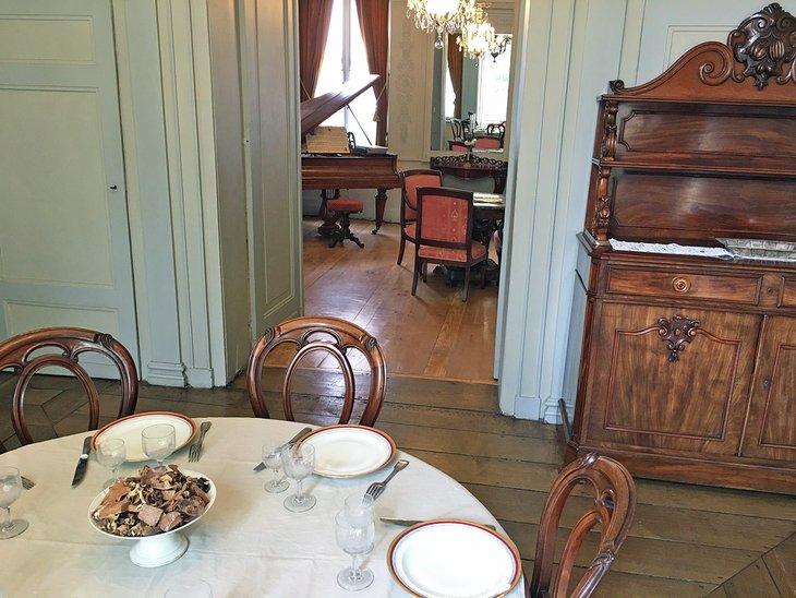 Esszimmer im Maison Natale Charles de Gaulle