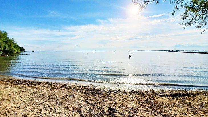 Öffentlicher Strand in Beaverton am Lake Simcoe