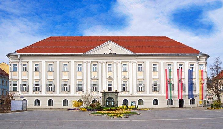 Ayuntamiento (Neues Rathaus) en Neuer Platz