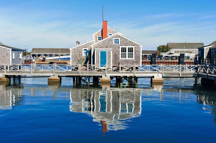Nantucket Hafen an einem ruhigen Morgen