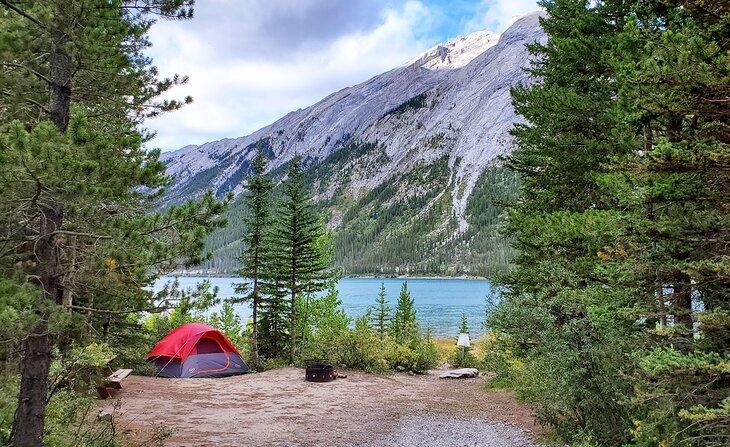 Camping Spray Lakes West