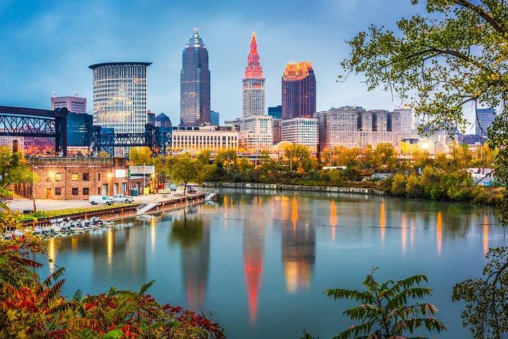 Blick auf Cleveland am Abend