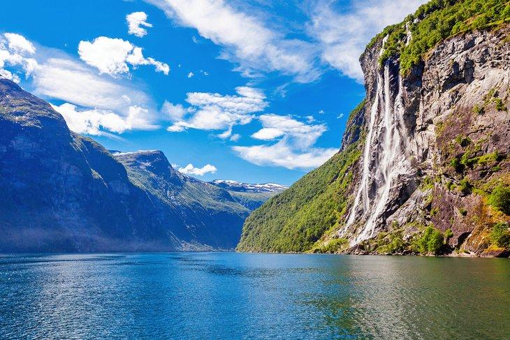 Cascada de las siete hermanas, Geirangerfjord