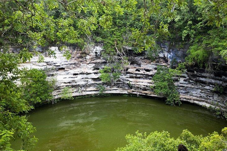 Opferwasser: Cenote Sagrado