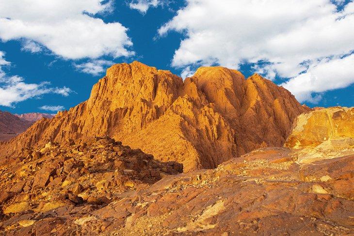 Mont Sinaï au lever du soleil