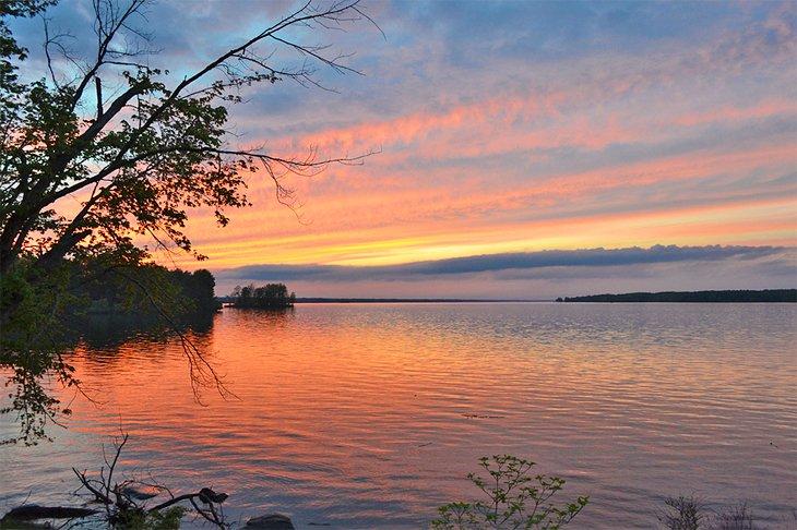Puesta de sol en el Lago Pymatuning
