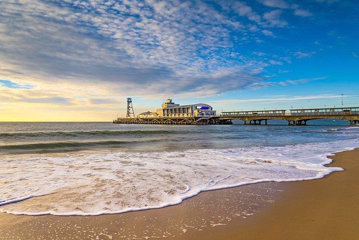 Bournemouth Pier bei Sonnenaufgang