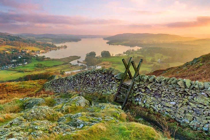 Aussicht über Windermere bei Sonnenuntergang