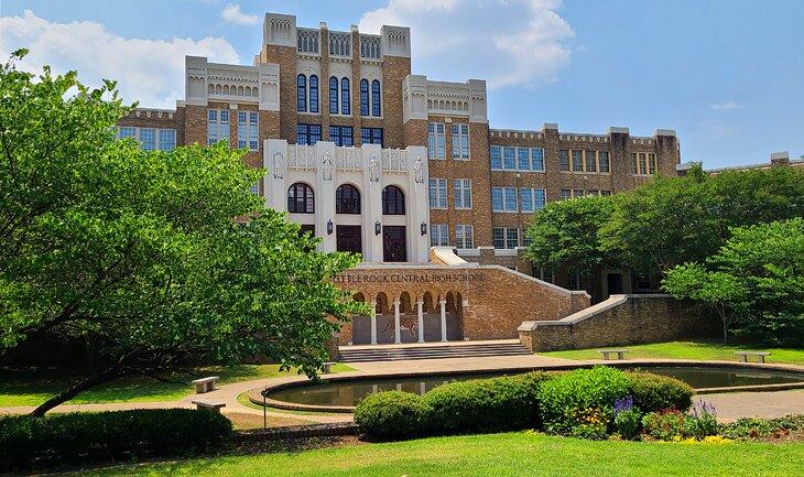 Sitio Histórico Nacional de la Escuela Secundaria Central de Little Rock en verano