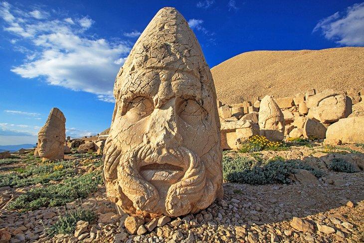 Terraza Oeste del Monte Nemrut