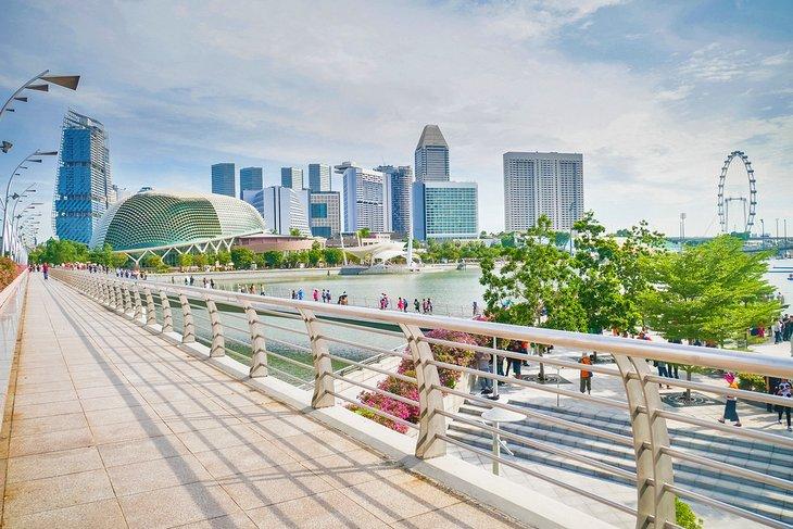 Vista del Esplanade desde el Puente Jubilee