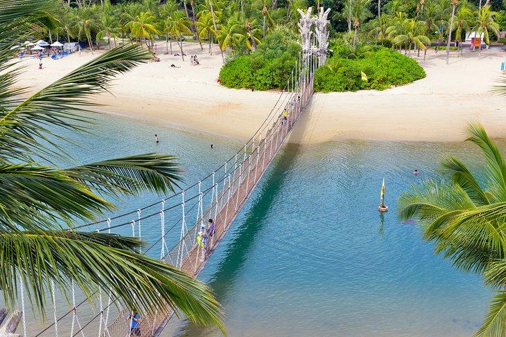 Puente colgante a la Playa Palawan, Isla Sentosa