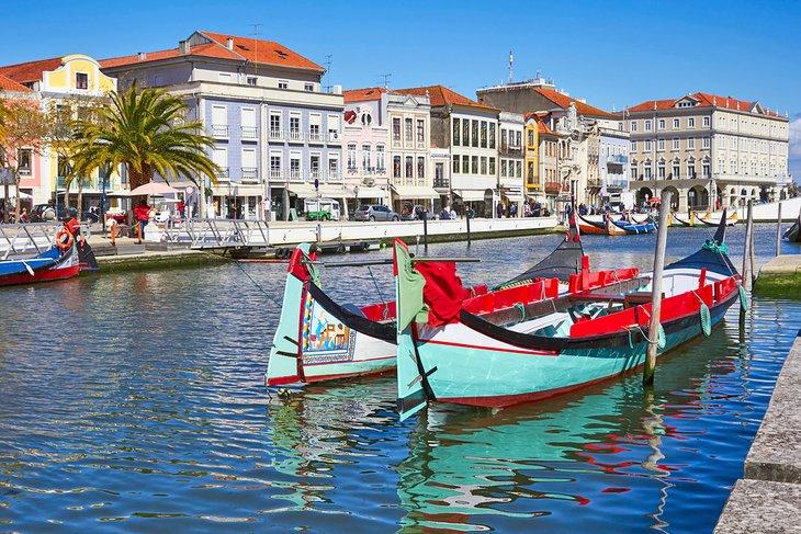 Barcos tradicionales portugueses en Aveiro