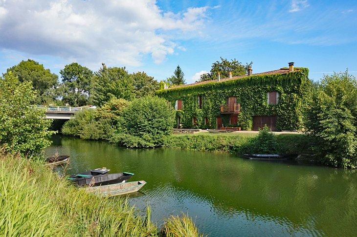 Canal en Coulon