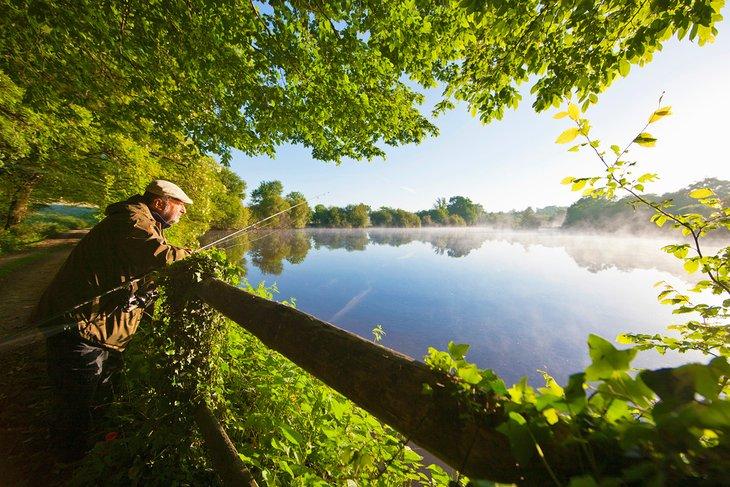 Pescador en Les Lacs de Haute-Charente