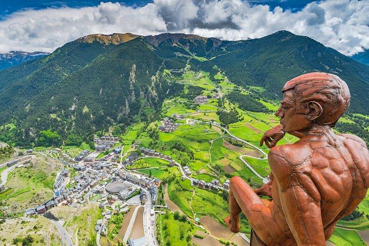 Le Penseur au Mirador Roc Del Quer