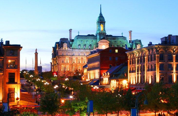 Place Jacques-Cartier bei Nacht