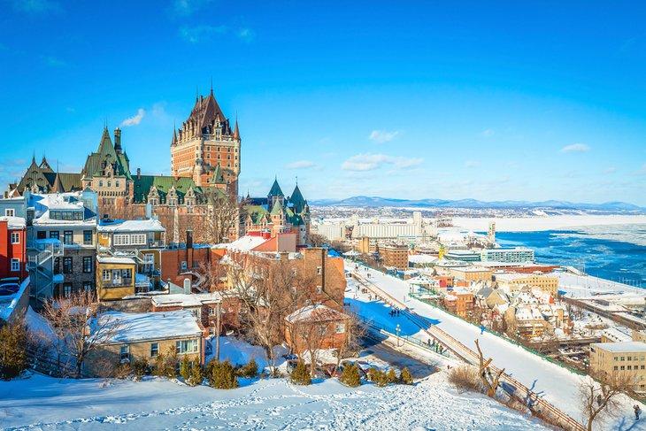 El Chateau Frontenac en Quebec City durante el invierno