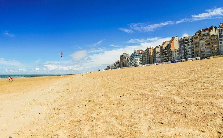 La plage à Knokke-Heist, Belgique
