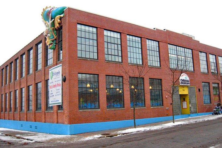 Museo Infantil de Rhode Island | <a rel="nofollow noopener noreferrer" target="_blank" class="cc16_b" href="https://www.flickr.com/photos/brianlink/">Blinkdaddy</a> / foto modificada
