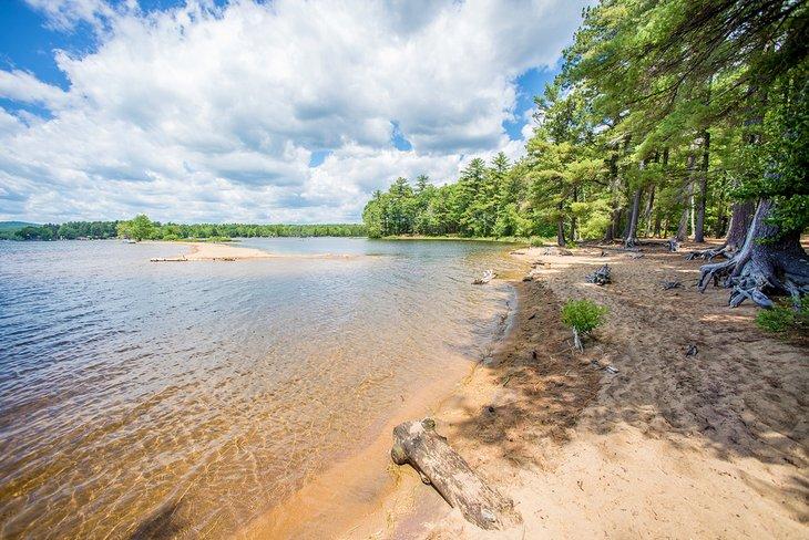 Parque Estatal del Lago Sebago, Maine