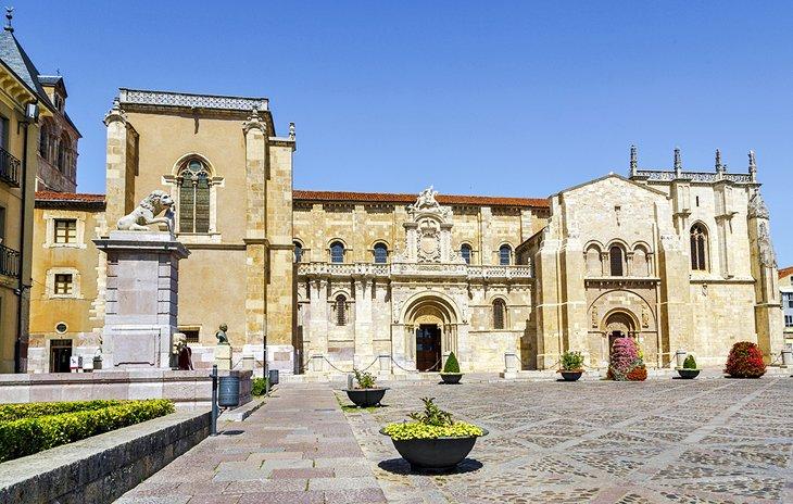 Colegiata de San Isidoro, León España