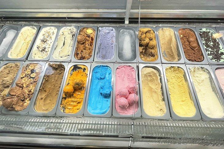 Selección en Stolen Church Gelato