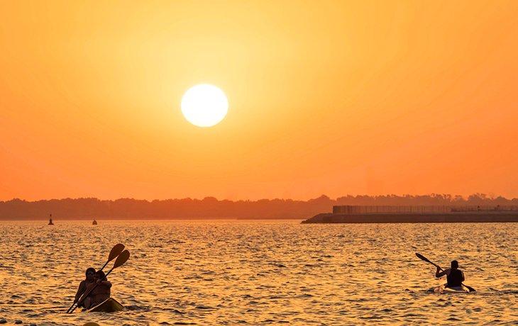 Kayak al atardecer en Abu Dhabi