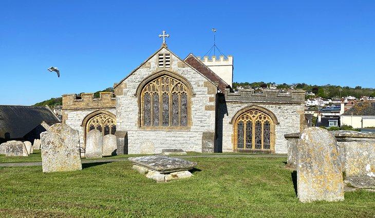Iglesia de San Miguel Arcángel, Lyme Regis
