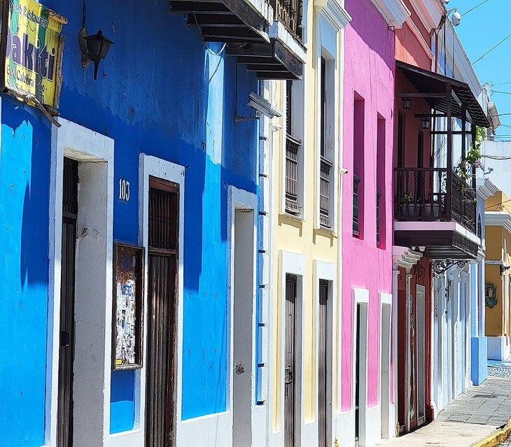 Bâtiments colorés dans le vieux San Juan