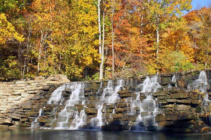 Wasserfall im Devil's Den State Park