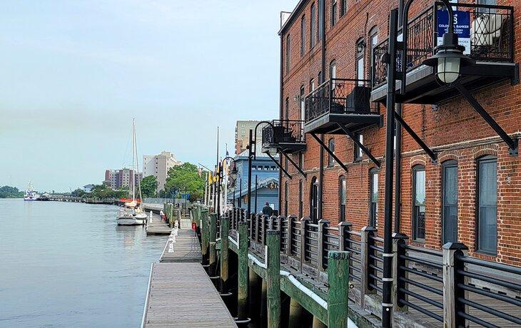 Vista a lo largo del River Walk