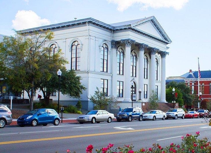Centro de Artes Escénicas Thalian Hall