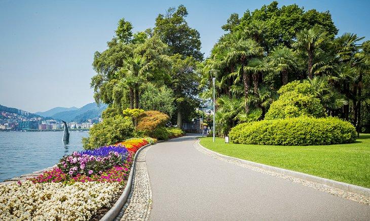 Parque a orillas del Lago de Lugano
