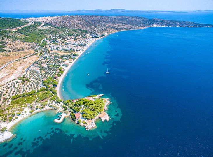 Vista aérea de la costa de Mordogan