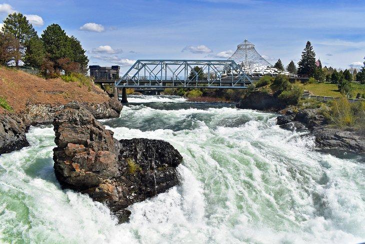 Cascadas Spokane Superiores