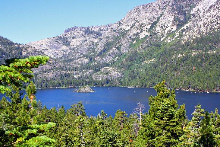 Parque Estatal Emerald Bay