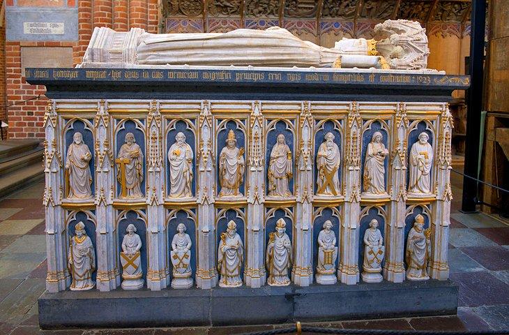 Tumba Real, Catedral de Roskilde